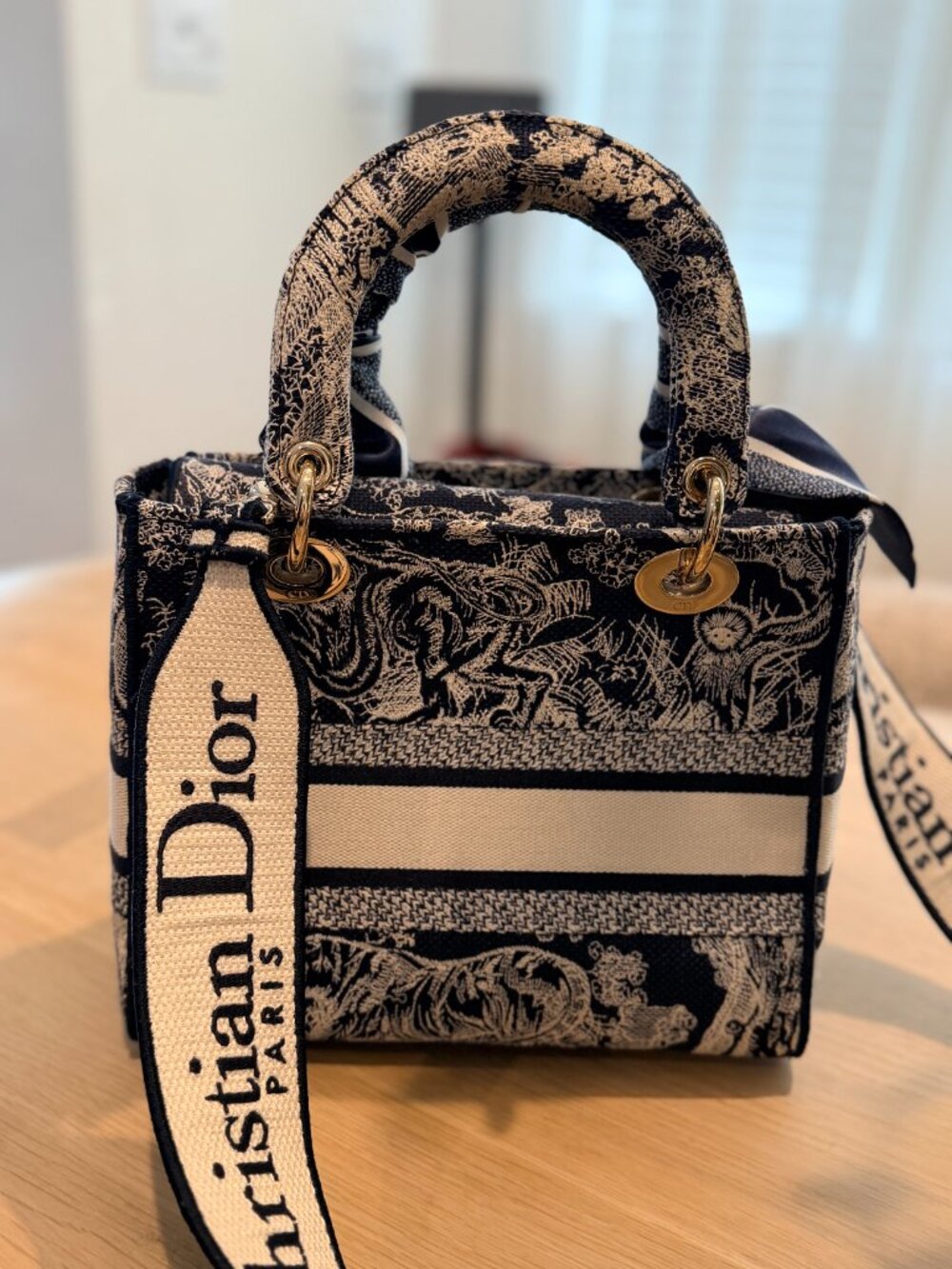 Christian Dior Lady D bag like new.Medium - Picture 3 of 8